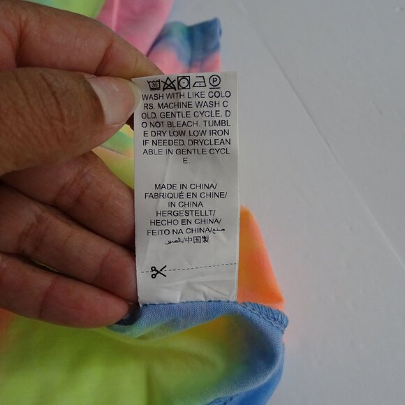 Shein Curve Tie Dye Crop Top Women Size 1XL US 14 Neon Blue Pink Short Sleeve - Picture 5 of 9